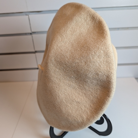 Beret Basque Accessories - Vintage Beret Basque 100% Wool Ivory Deluxe Beret O/S EUC